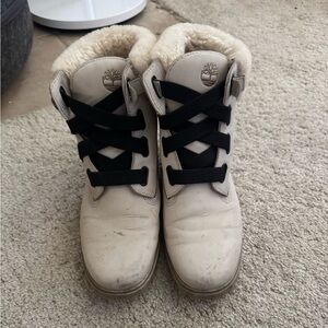 Timberland Women’s Cream Boots with Black Laces